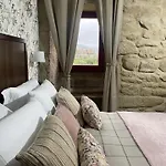 Os Fentos Bed & Breakfast *